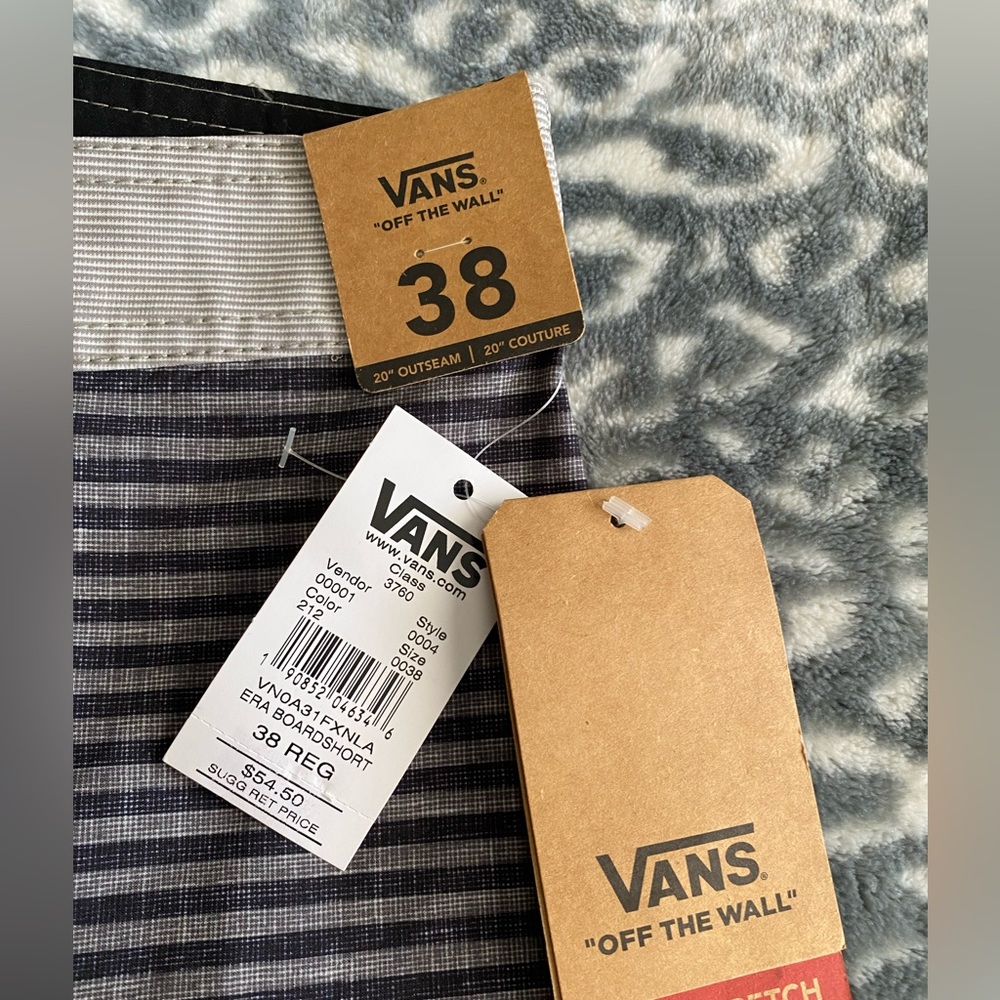 Vans Era striped black board shorts - Picture 2 of 4